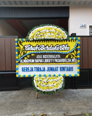 Papan Bunga Duka di Sanggau Kulor